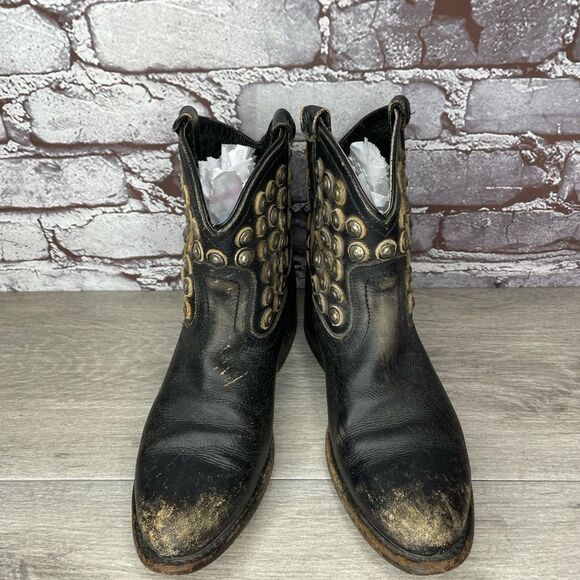FRYE Jenna Disc Short Black Distressed Leather Rivet Stud Boots Women 6B US/36.5 - Picture 4 of 15